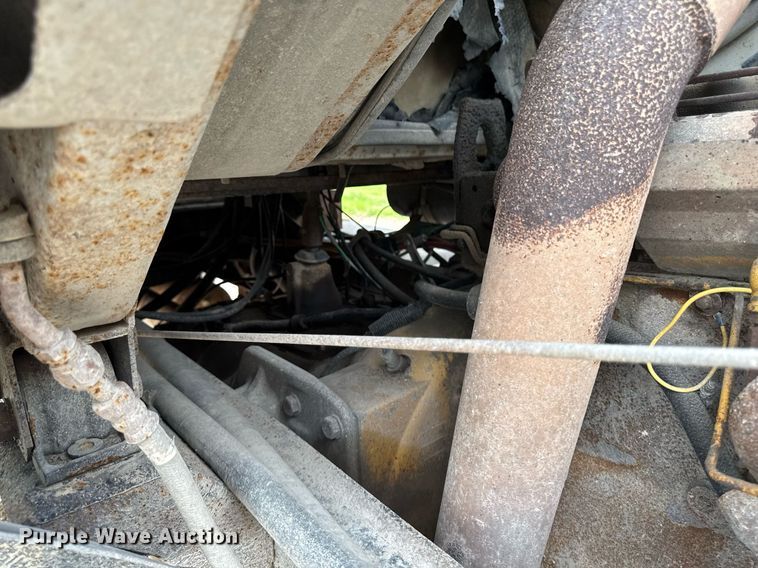 image for item EM2096 1997 Ford LT9513 dump truck