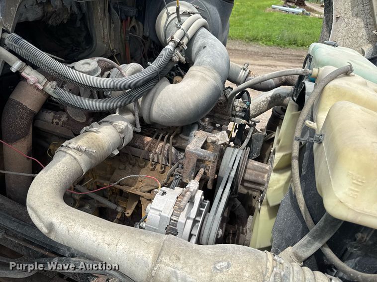 image for item EM2096 1997 Ford LT9513 dump truck