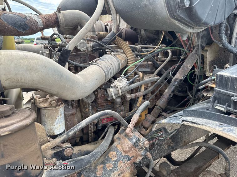 image for item EM2096 1997 Ford LT9513 dump truck