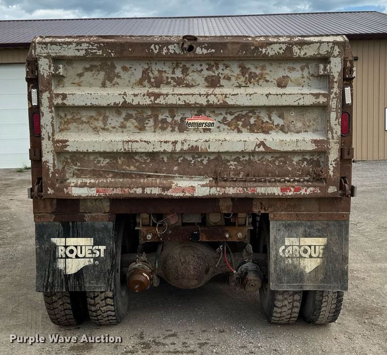 image for item EM2097 1997 Ford LT9513 dump truck