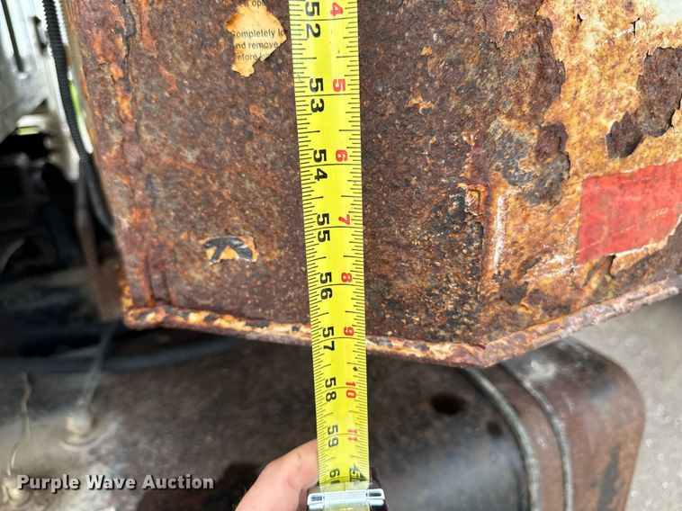 image for item EM2097 1997 Ford LT9513 dump truck