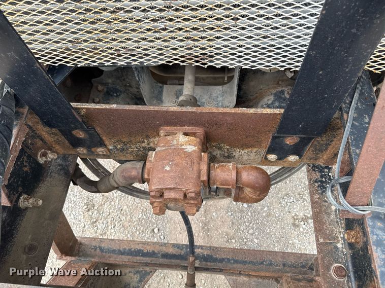 image for item EM2097 1997 Ford LT9513 dump truck