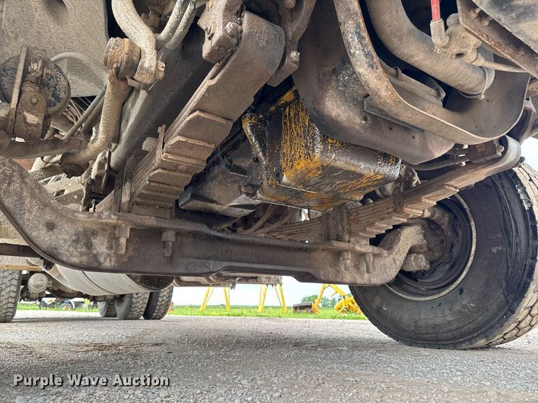 image for item EM2097 1997 Ford LT9513 dump truck