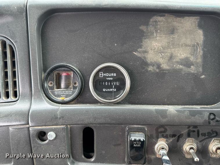 image for item EM2097 1997 Ford LT9513 dump truck