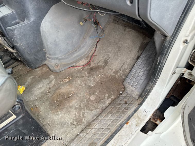 image for item EM2097 1997 Ford LT9513 dump truck