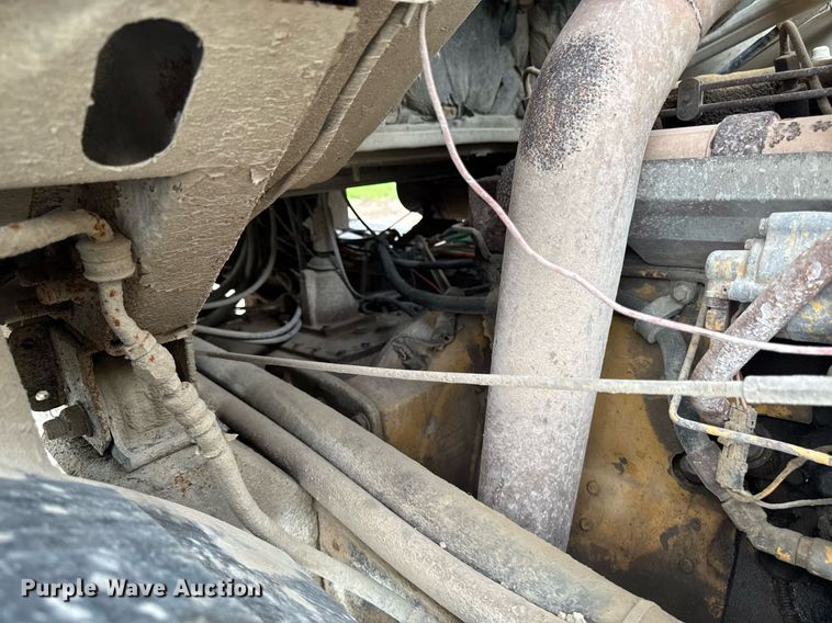 image for item EM2097 1997 Ford LT9513 dump truck