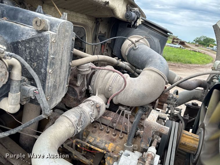 image for item EM2097 1997 Ford LT9513 dump truck