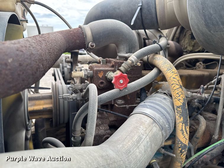 image for item EM2097 1997 Ford LT9513 dump truck