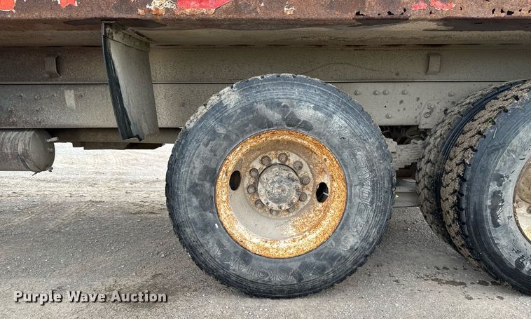 image for item EM2097 1997 Ford LT9513 dump truck