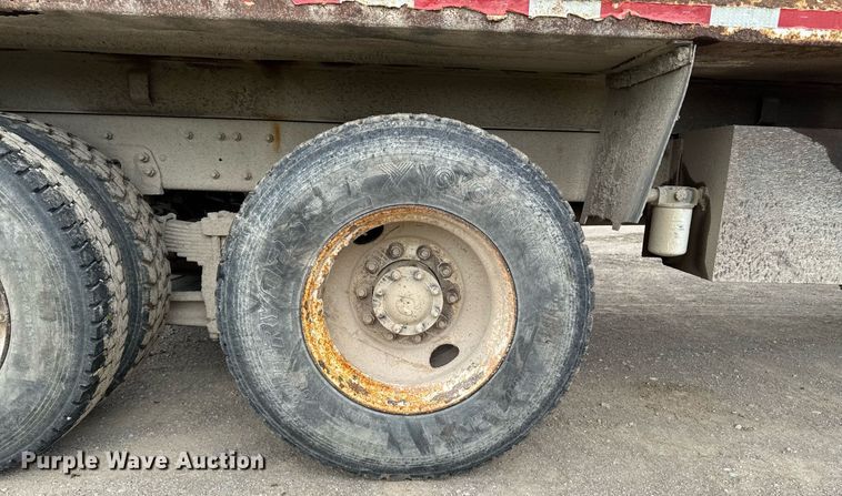 image for item EM2097 1997 Ford LT9513 dump truck