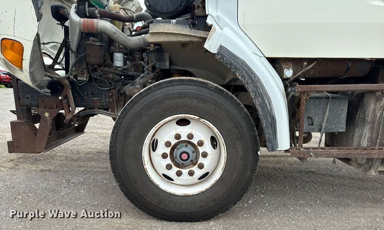 image for item EM2097 1997 Ford LT9513 dump truck