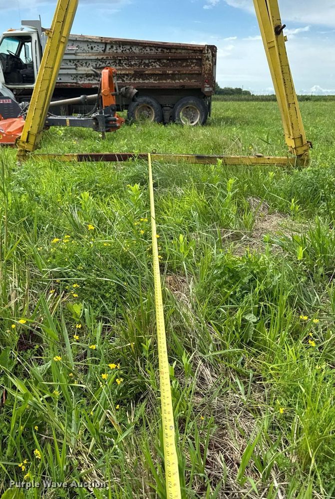 image for item EM2099 A frame hoist