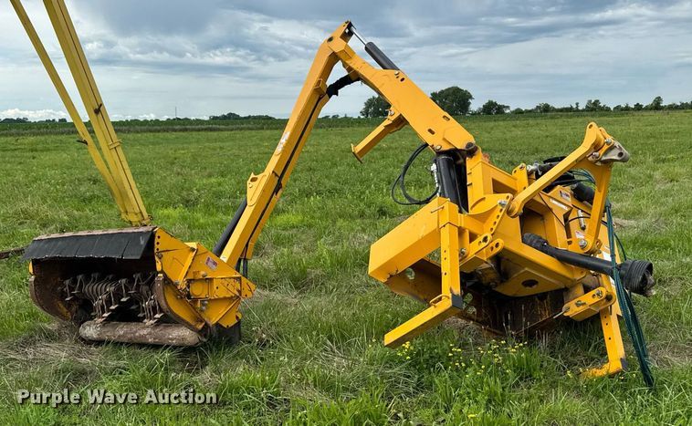 image for item EM2100 2019 Tiger 7496951T side boom flail mower