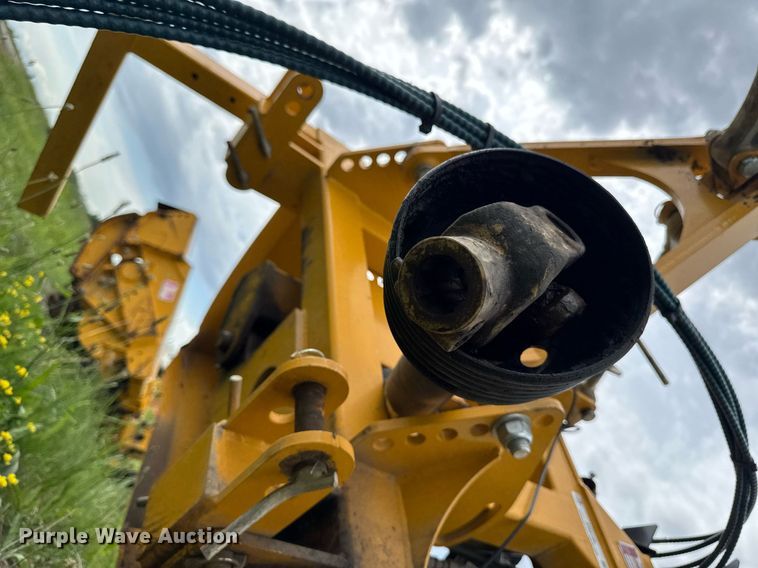 image for item EM2100 2019 Tiger 7496951T side boom flail mower