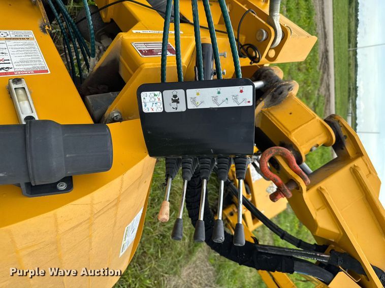 image for item EM2100 2019 Tiger 7496951T side boom flail mower