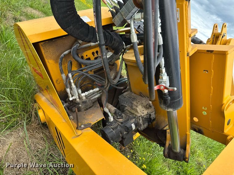 image for item EM2100 2019 Tiger 7496951T side boom flail mower