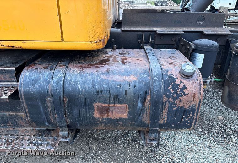 image for item EM2559 1996 International 4900 dump truck