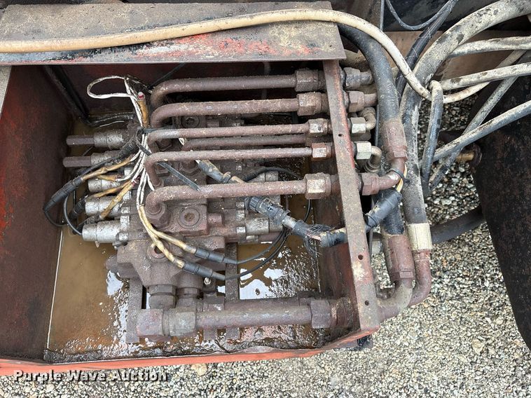 image for item EM2559 1996 International 4900 dump truck