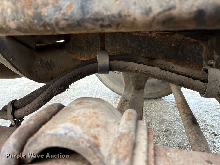 image for item EM2559 1996 International 4900 dump truck