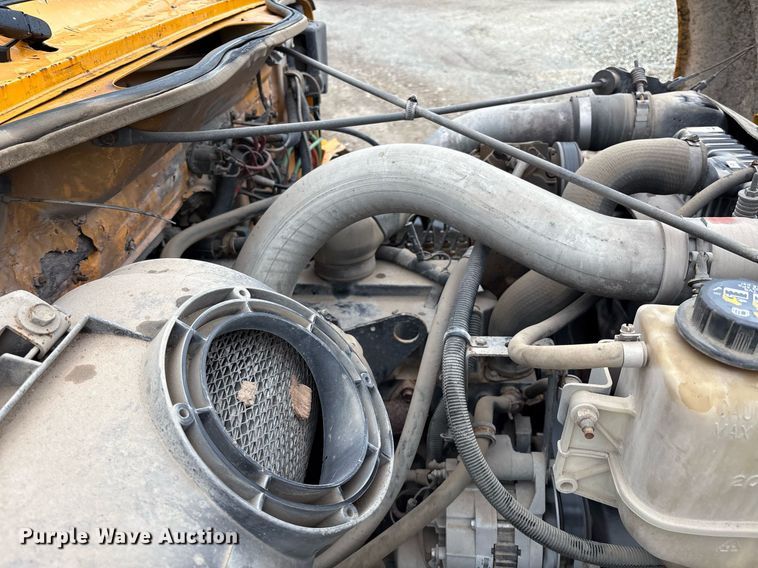 image for item EM2559 1996 International 4900 dump truck