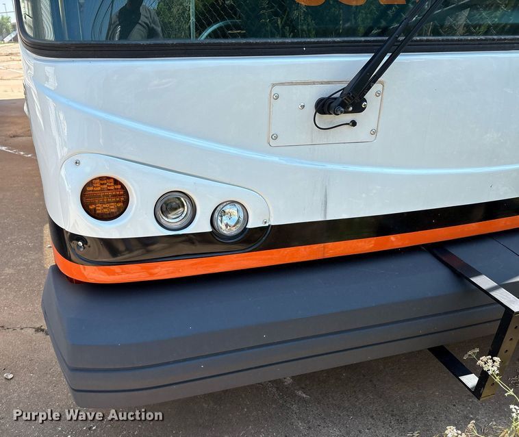 image for item EM2605 2011 ElDorado EZ-Rider II Max transit bus