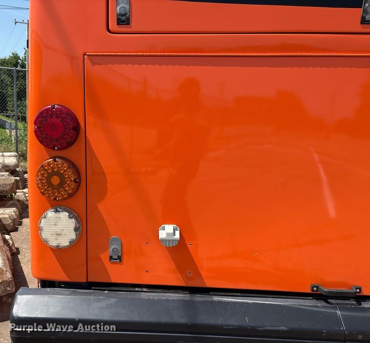 image for item EM2605 2011 ElDorado EZ-Rider II Max transit bus