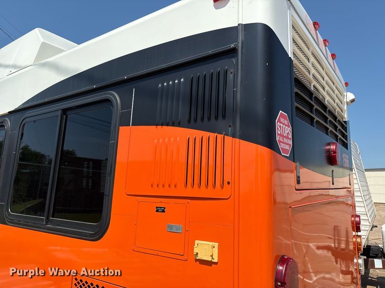 image for item EM2605 2011 ElDorado EZ-Rider II Max transit bus