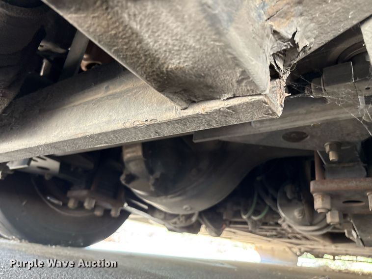 image for item EM2605 2011 ElDorado EZ-Rider II Max transit bus