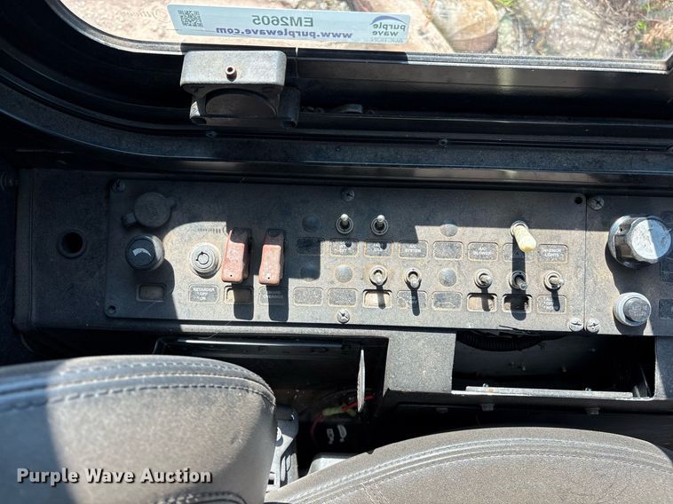 image for item EM2605 2011 ElDorado EZ-Rider II Max transit bus