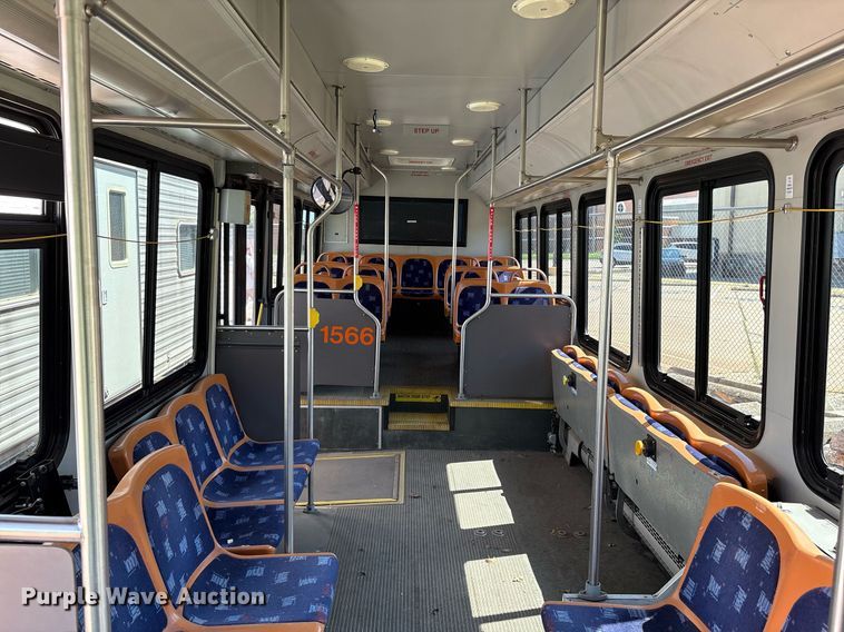 image for item EM2605 2011 ElDorado EZ-Rider II Max transit bus