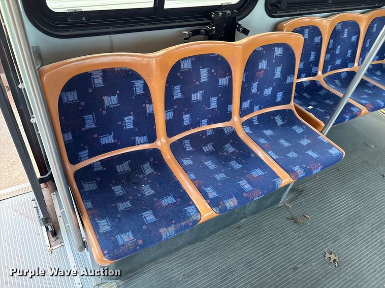 image for item EM2605 2011 ElDorado EZ-Rider II Max transit bus