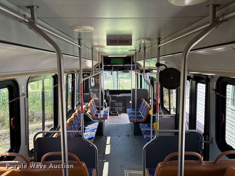 image for item EM2605 2011 ElDorado EZ-Rider II Max transit bus