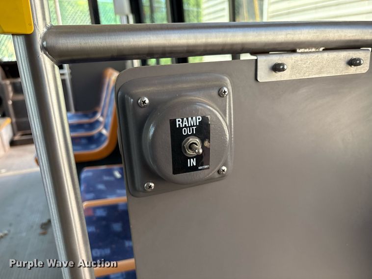 image for item EM2605 2011 ElDorado EZ-Rider II Max transit bus