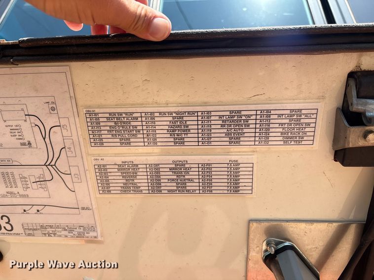 image for item EM2605 2011 ElDorado EZ-Rider II Max transit bus