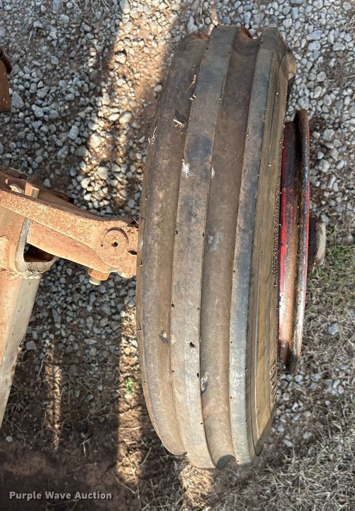 image for item EM2613 (2) Massey Ferguson 135 tractors