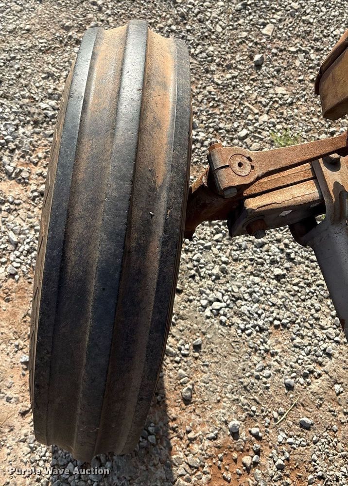 image for item EM2613 (2) Massey Ferguson 135 tractors