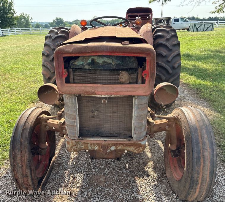 image for item EM2613 (2) Massey Ferguson 135 tractors