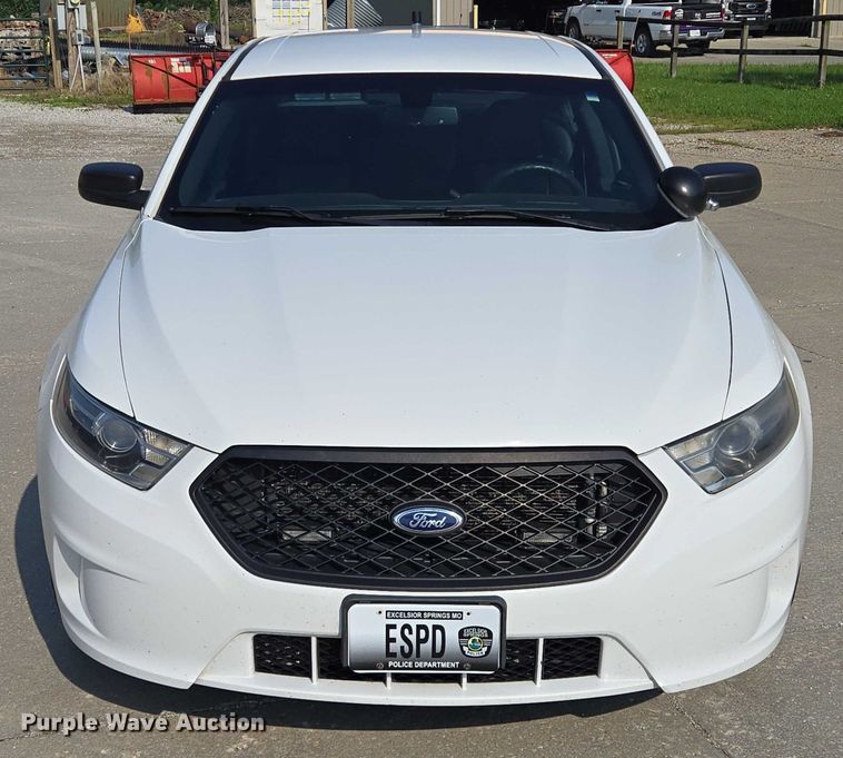 image for item EM7475 2015 Ford Taurus Police Interceptor 