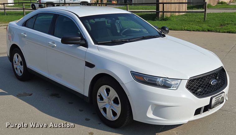 image for item EM7475 2015 Ford Taurus Police Interceptor 