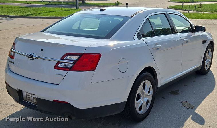 image for item EM7475 2015 Ford Taurus Police Interceptor 