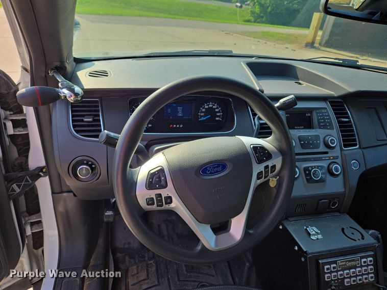 image for item EM7475 2015 Ford Taurus Police Interceptor 
