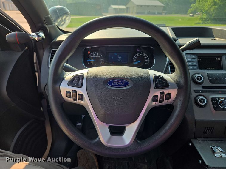 image for item EM7475 2015 Ford Taurus Police Interceptor 