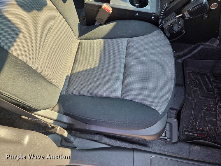 image for item EM7475 2015 Ford Taurus Police Interceptor 