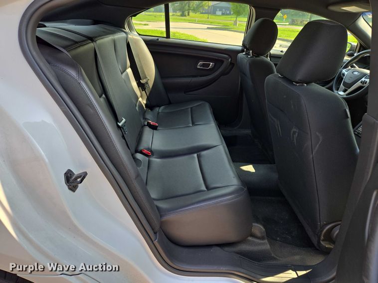 image for item EM7475 2015 Ford Taurus Police Interceptor 