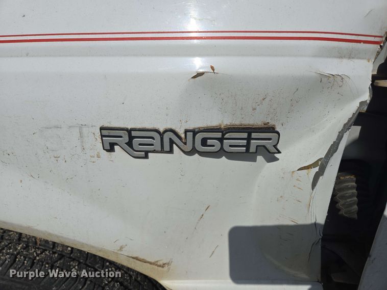 image for item EN3654 1998 Ford Ranger SuperCab pickup truck