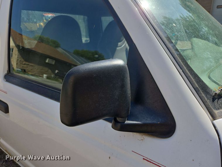 image for item EN3654 1998 Ford Ranger SuperCab pickup truck