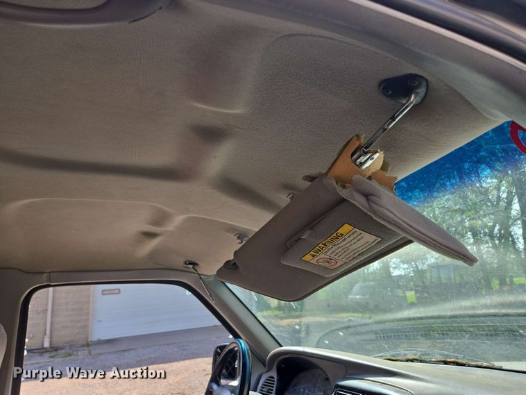 image for item EN3654 1998 Ford Ranger SuperCab pickup truck