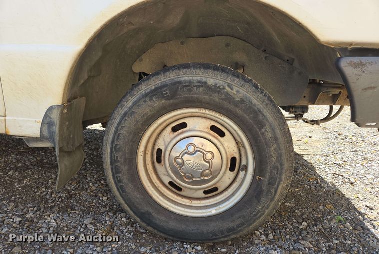 image for item EN3654 1998 Ford Ranger SuperCab pickup truck