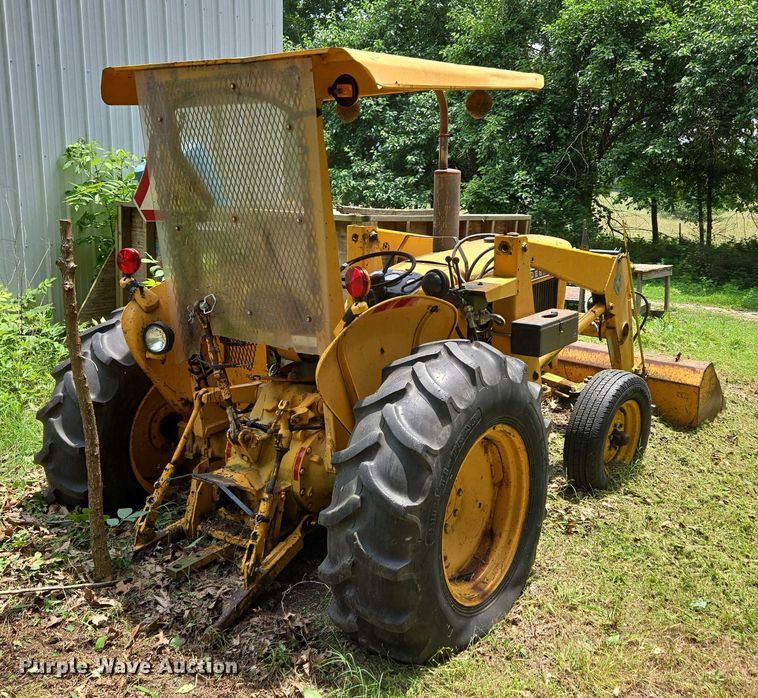image for item EN3862 John Deere JD 302 tractor