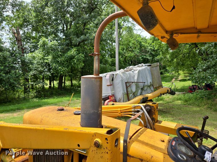 image for item EN3862 John Deere JD 302 tractor